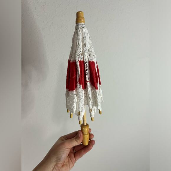 Mini decor umbrellas- red , white lace- vintage feminine dainty Victorian - Picture 6 of 6